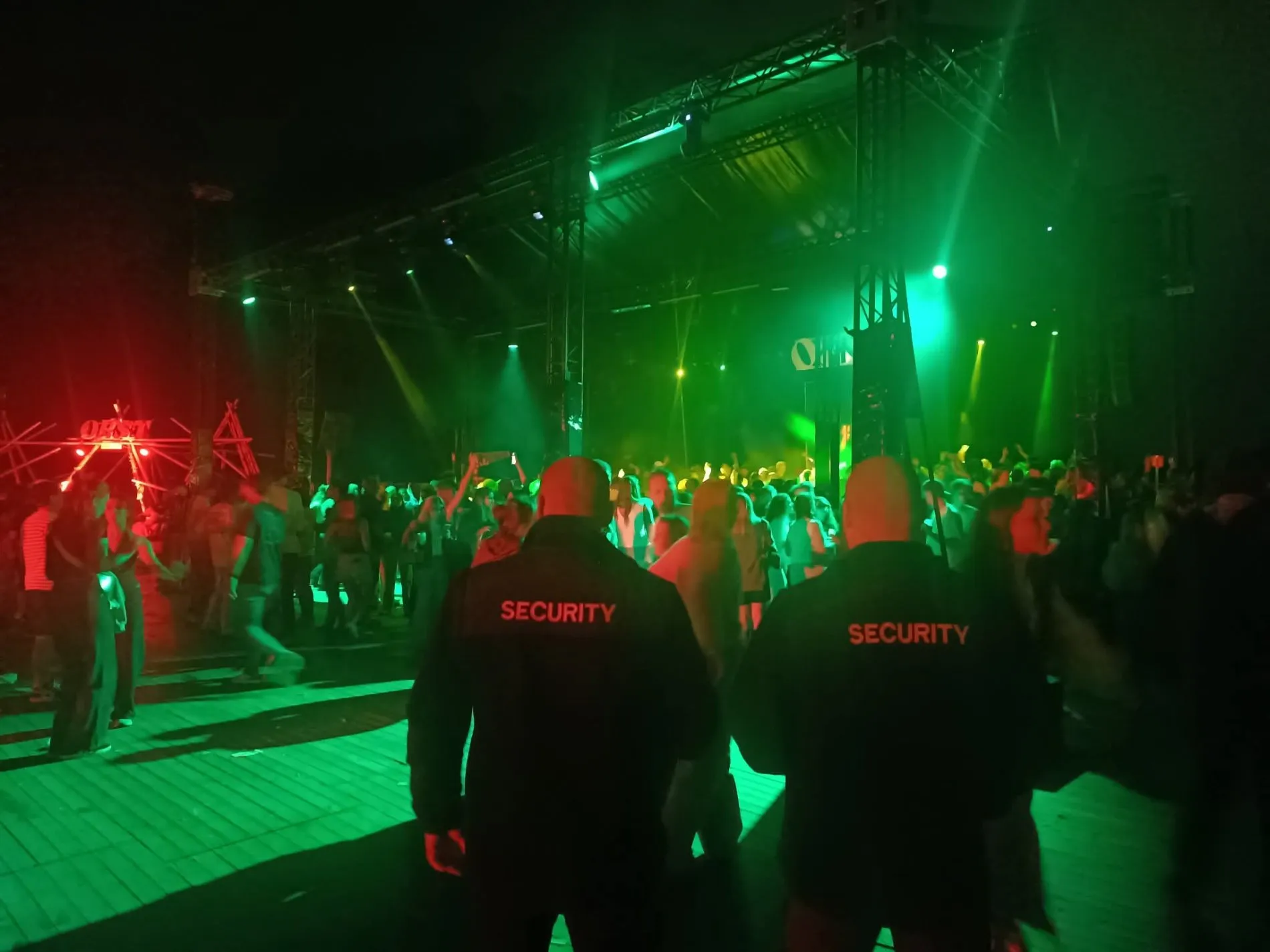 KG Security bewakingsteam actief tijdens een groot festival in België